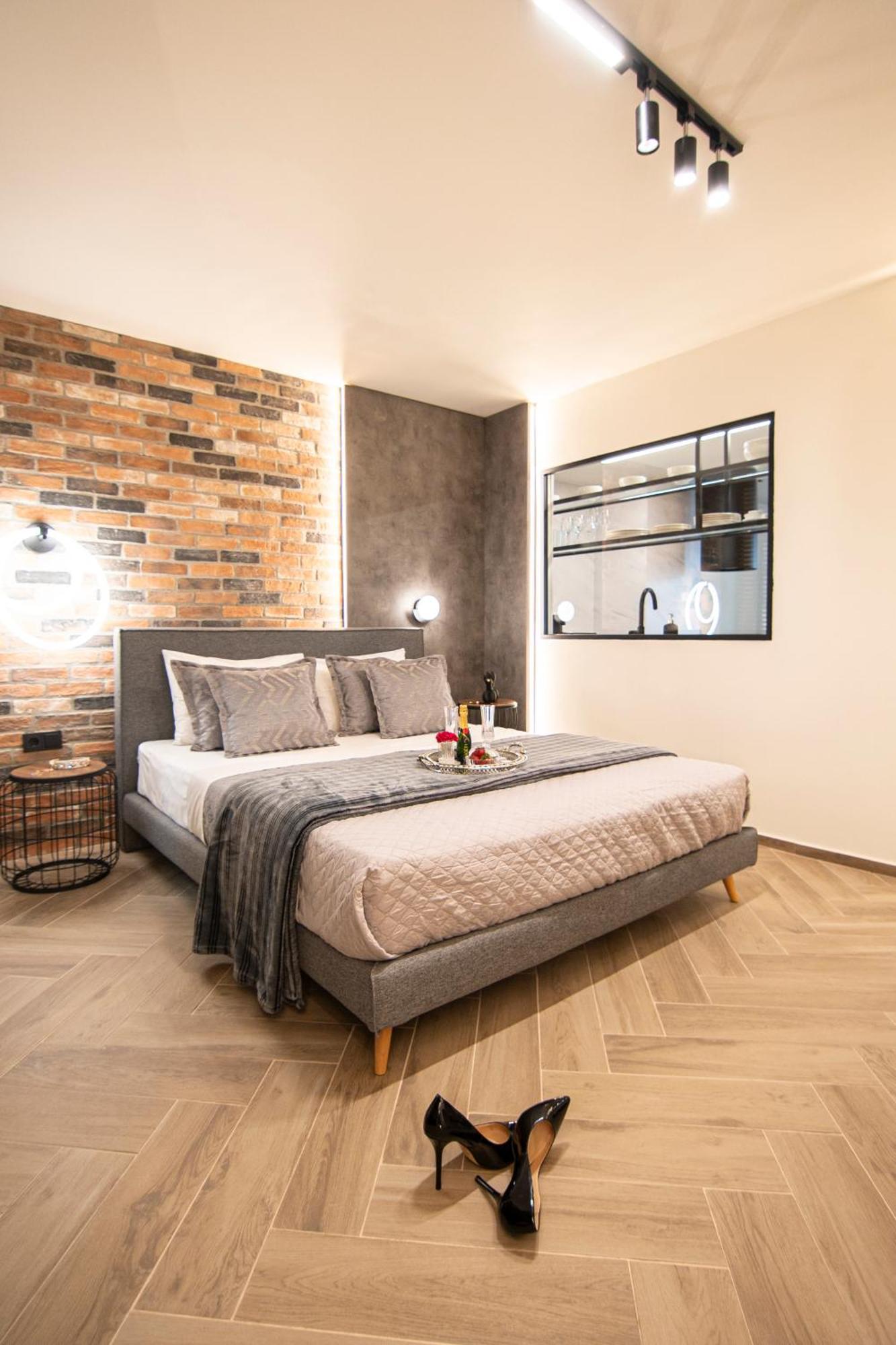Almasi Luxury Suites Marquise Αλεξανδρούπολη Εξωτερικό φωτογραφία